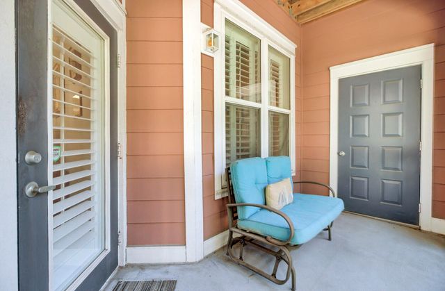 300 Bucksley Lane 104, Charleston, SC 29492