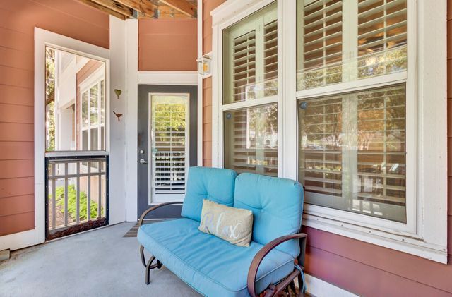 300 Bucksley Lane 104, Charleston, SC 29492