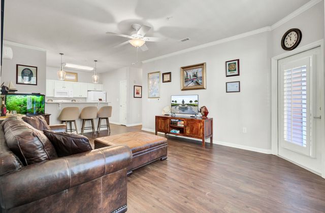 300 Bucksley Lane 104, Charleston, SC 29492