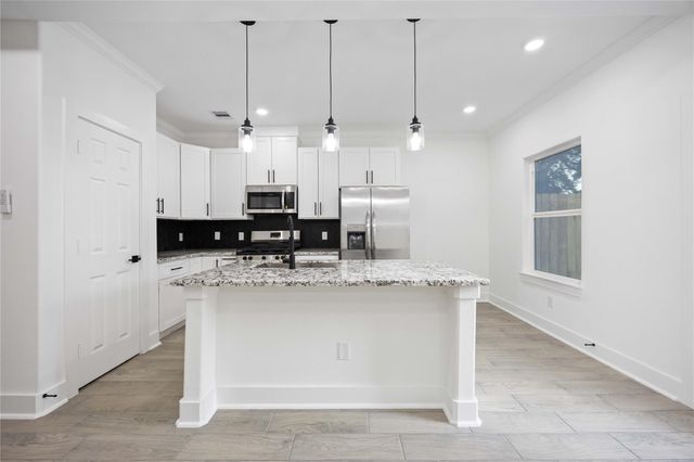 6726 Paris Street A-B, Houston, TX 77021