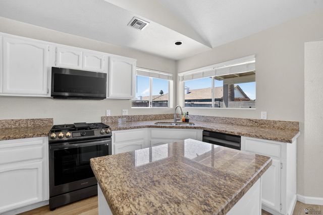 3582 W 14 Pl, Yuma, AZ 85364