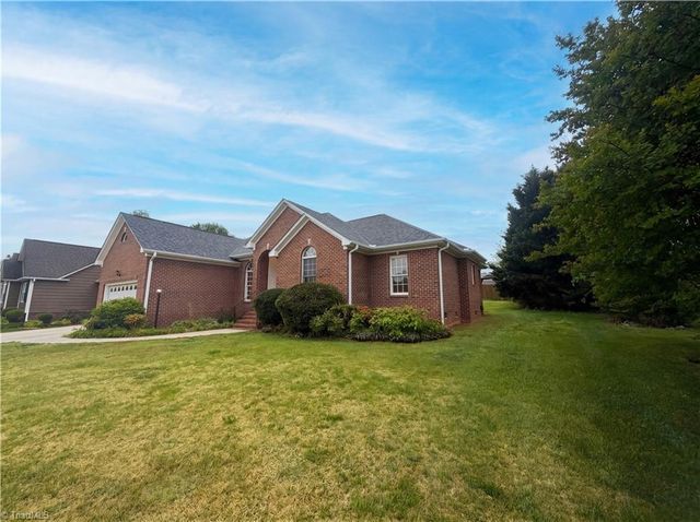 518 Wildwood Lane, Graham, NC 27253