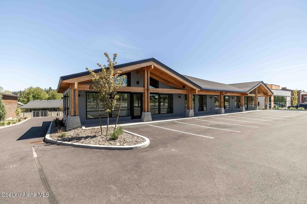 8512 N WAYNE DR UNIT #1, Hayden, ID 83835