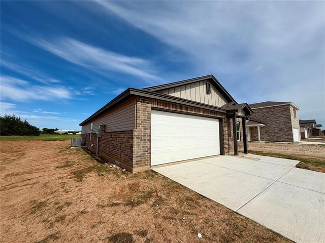3915 NORTHRIDGE Road, Shawnee, OK 74804