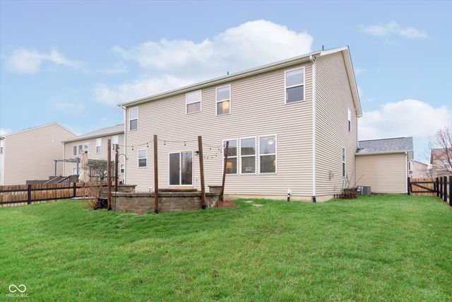 13872 Wendessa Drive, Fishers, IN 46038
