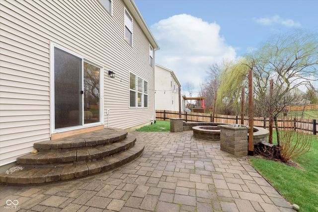 13872 Wendessa Drive, Fishers, IN 46038