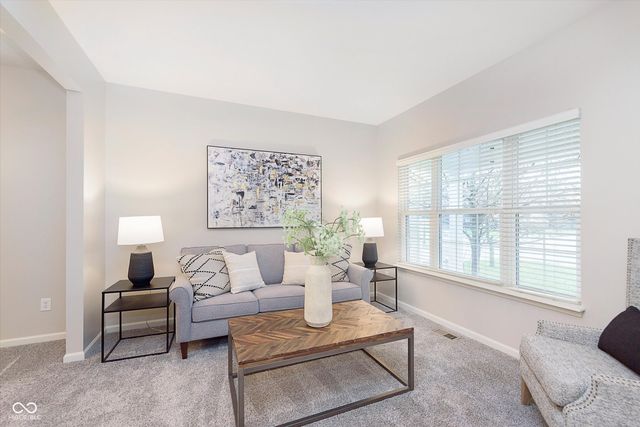 13872 Wendessa Drive, Fishers, IN 46038