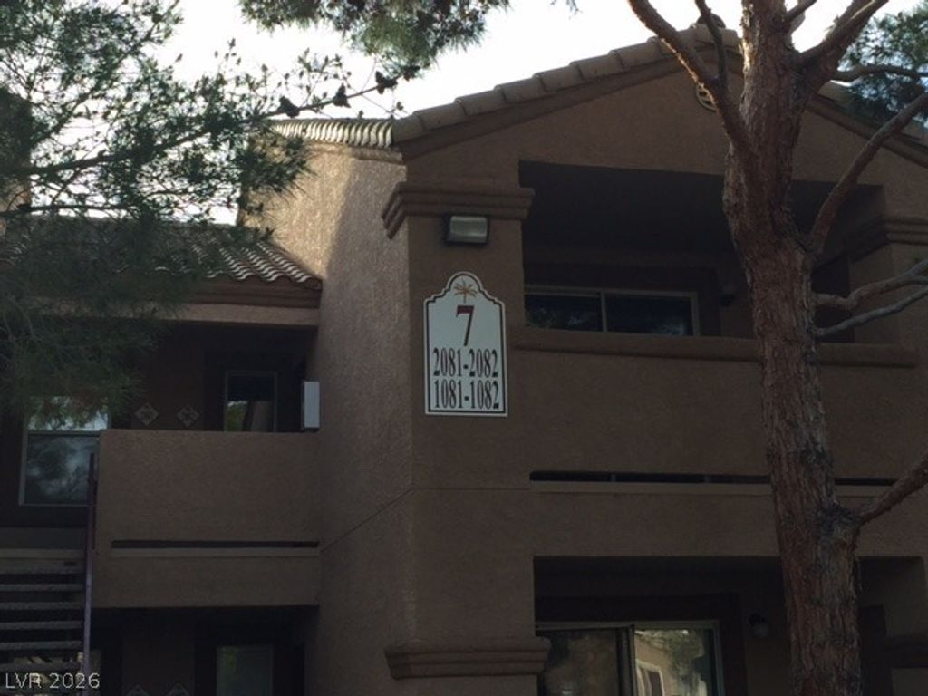 1150 North Buffalo Drive 2082, Las Vegas, NV 89128