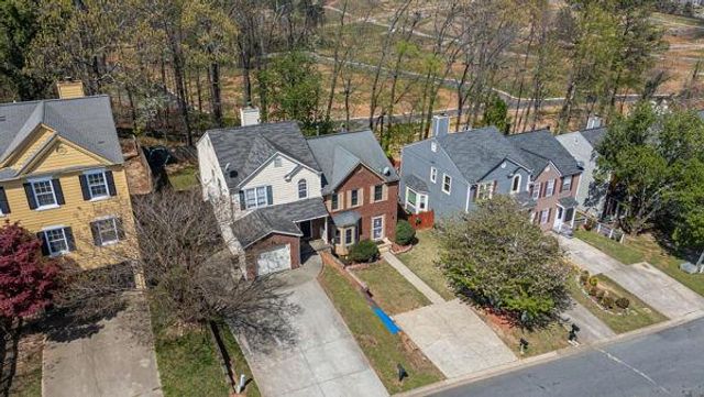 1835 Barrington Overlook NW, Marietta, GA 30066