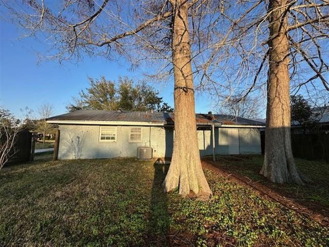 321 Iowa Avenue, Lake Arthur, LA 70549
