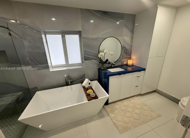 2900 SW 16th St, Fort Lauderdale, FL 33312