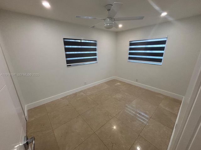 2900 SW 16th St, Fort Lauderdale, FL 33312