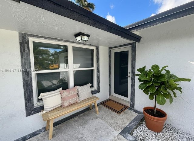 2900 SW 16th St, Fort Lauderdale, FL 33312