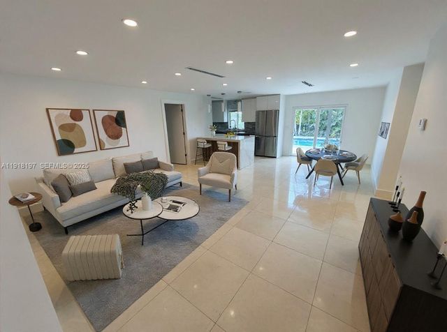 2900 SW 16th St, Fort Lauderdale, FL 33312