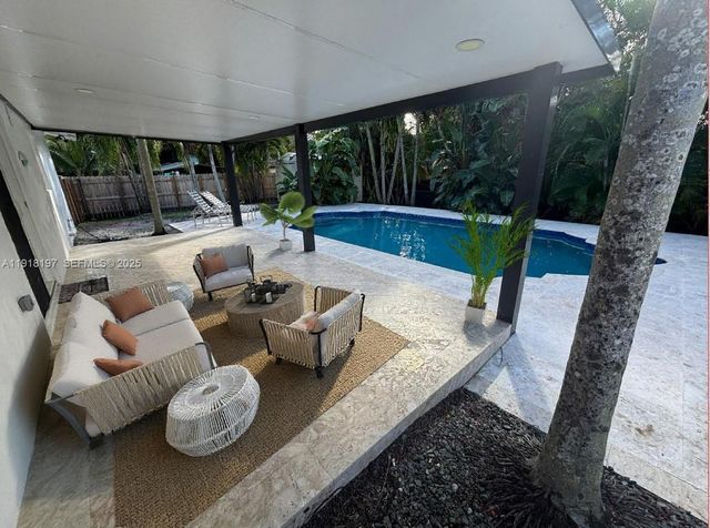 2900 SW 16th St, Fort Lauderdale, FL 33312