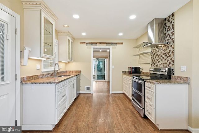 6914 TROWBRIDGE PL, Fort Washington, MD 20744