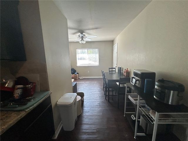 305 Ehlinger Drive D, Bryan, TX 77801