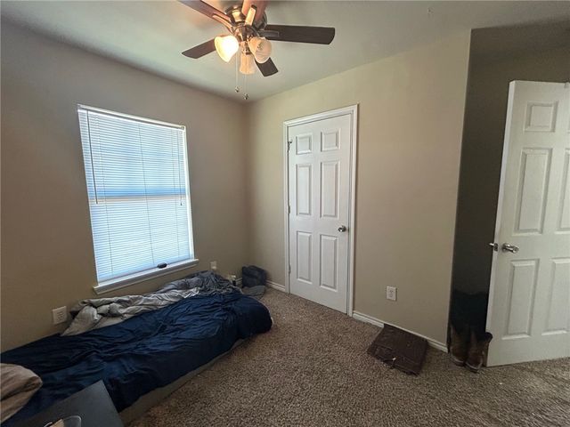 305 Ehlinger Drive D, Bryan, TX 77801