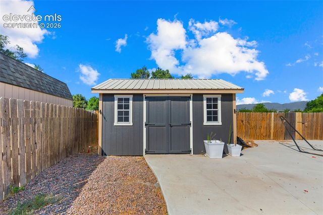 11095 Falling Star Road, Fountain, CO 80817