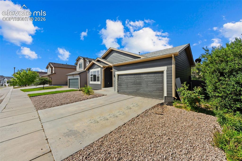 11095 Falling Star Road, Fountain, CO 80817 — photo 2