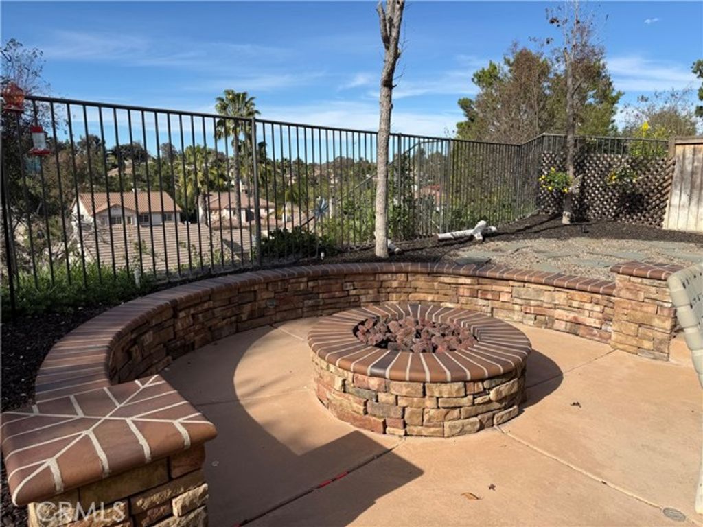 30816 Point Woods Court, Temecula, CA 92591