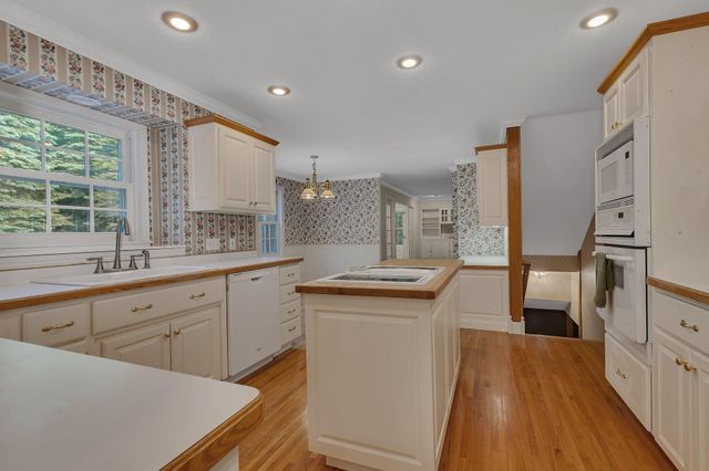 14856 Old Lake Road, Paynesville, MN 56362