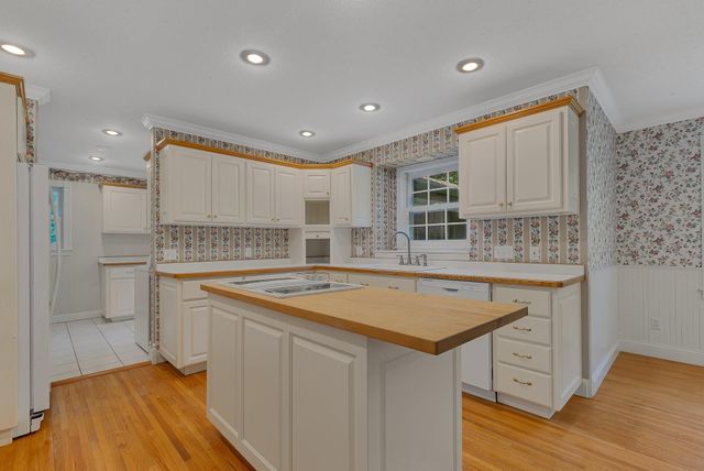 14856 Old Lake Road, Paynesville, MN 56362