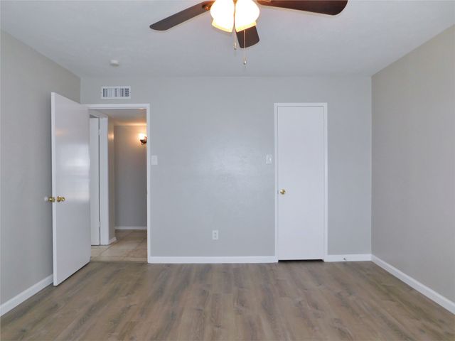 4937 Ward Drive, The Colony, TX 75056