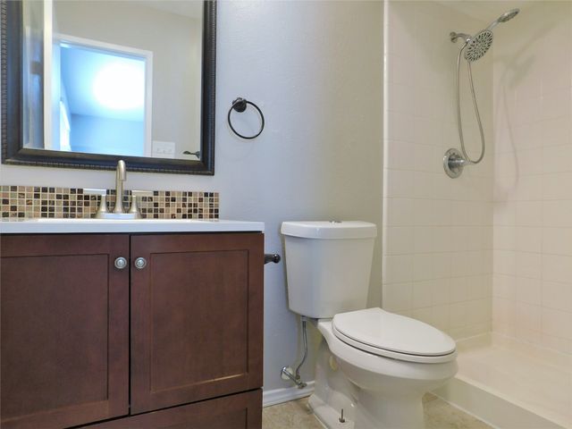 4937 Ward Drive, The Colony, TX 75056