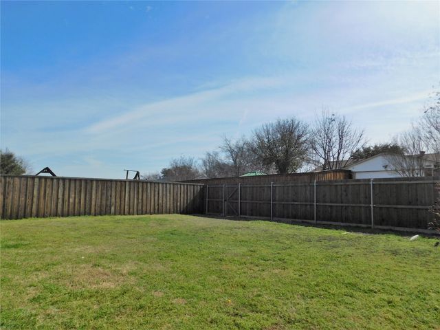 4937 Ward Drive, The Colony, TX 75056