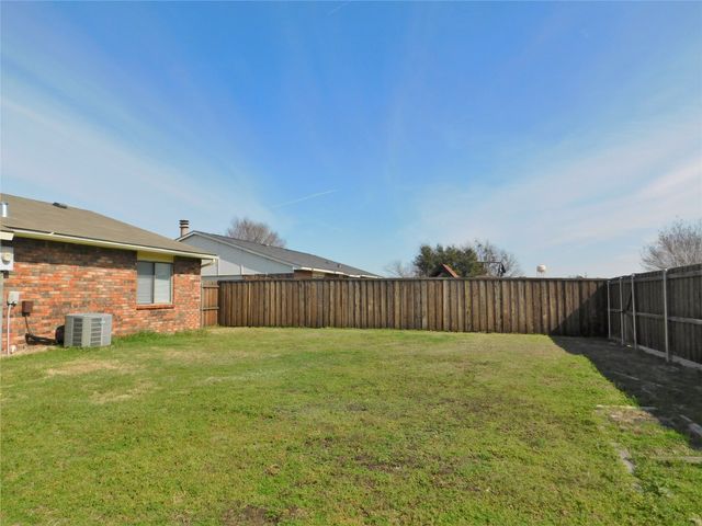 4937 Ward Drive, The Colony, TX 75056