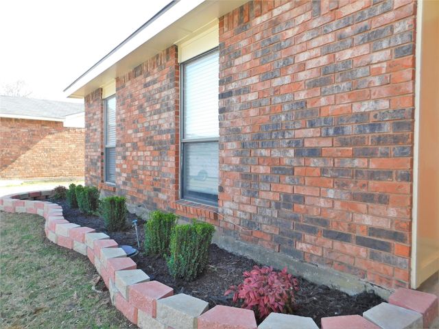 4937 Ward Drive, The Colony, TX 75056