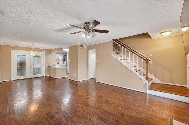 10615 Briar Forest Drive 802, Houston, TX 77042