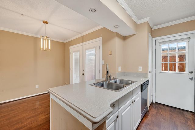 10615 Briar Forest Drive 802, Houston, TX 77042