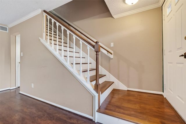 10615 Briar Forest Drive 802, Houston, TX 77042