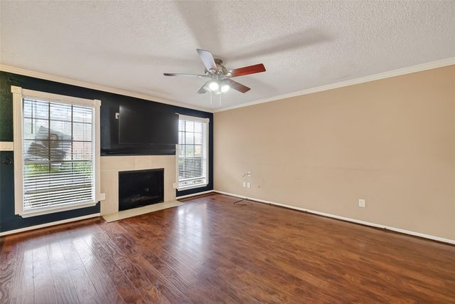 10615 Briar Forest Drive 802, Houston, TX 77042