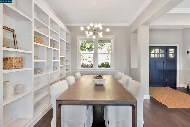 1100 Dunsyre Dr, Lafayette, CA 94549