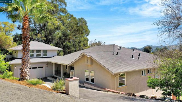 1100 Dunsyre Dr, Lafayette, CA 94549