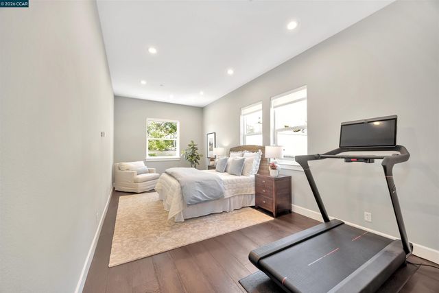 1100 Dunsyre Dr, Lafayette, CA 94549