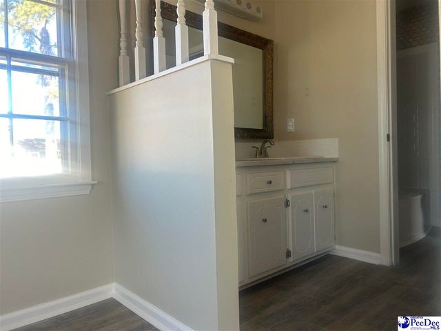 405 E Suena, Florence, SC 29505