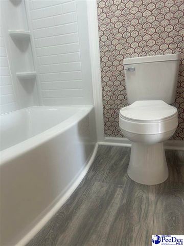 405 E Suena, Florence, SC 29505