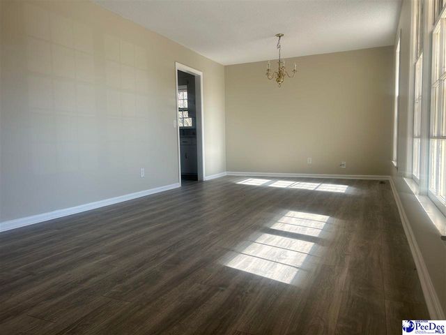 405 E Suena, Florence, SC 29505