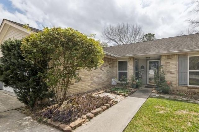 9211 Benwick Drive, Spring, TX 77379