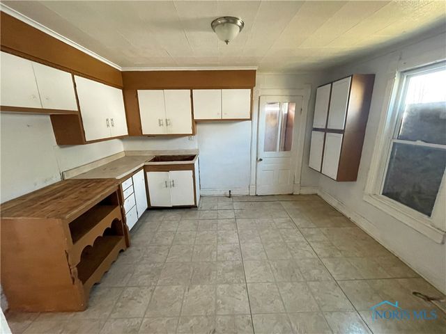 128 & 126 E Plumer Street, Toledo, OH 43605