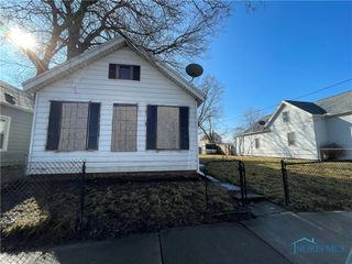 128 & 126 E Plumer Street, Toledo, OH 43605