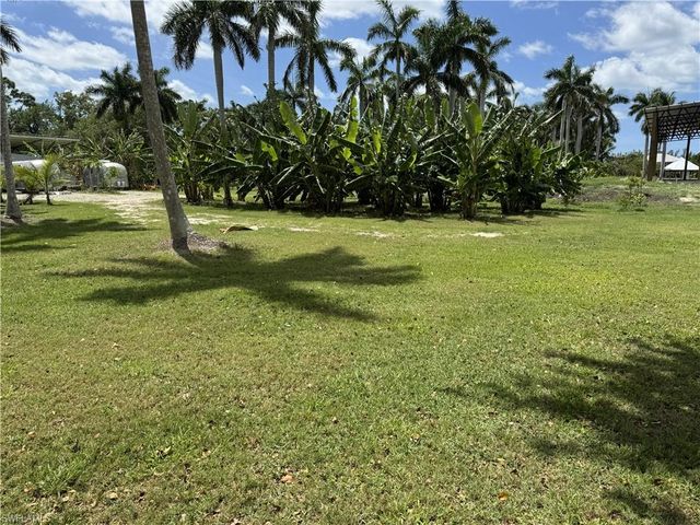13641 Ficus Tree LN, Bokeelia, FL 33922