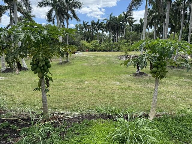 13641 Ficus Tree LN, Bokeelia, FL 33922