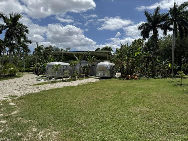 13641 Ficus Tree LN, Bokeelia, FL 33922