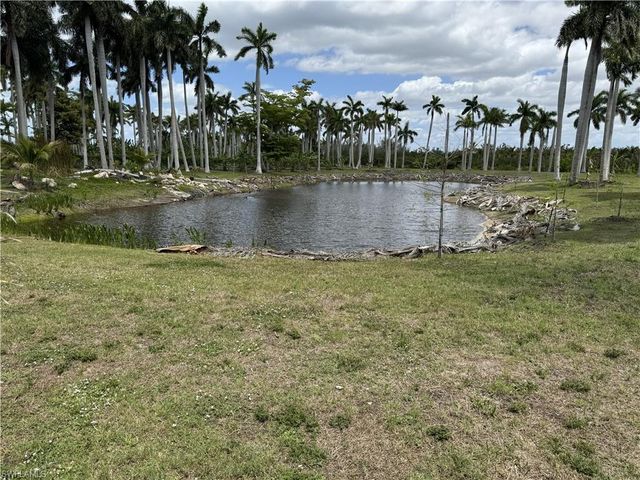 13641 Ficus Tree LN, Bokeelia, FL 33922