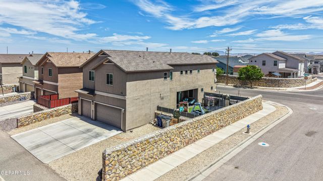 4833 MARK AVIZO Street, El Paso, TX 79938